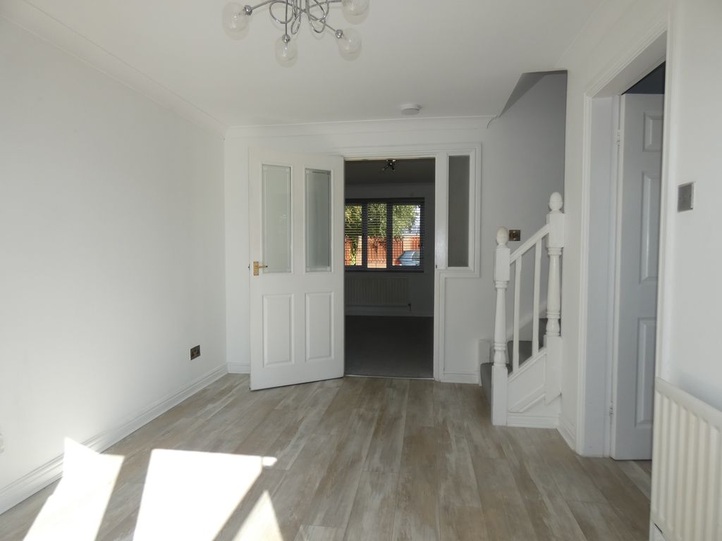 Dining Room- click for photo gallery